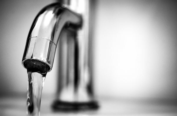 Leitungswasser aufbereiten: Ein umfassender Leitfaden zur Wasseraufbereitung zu Hause